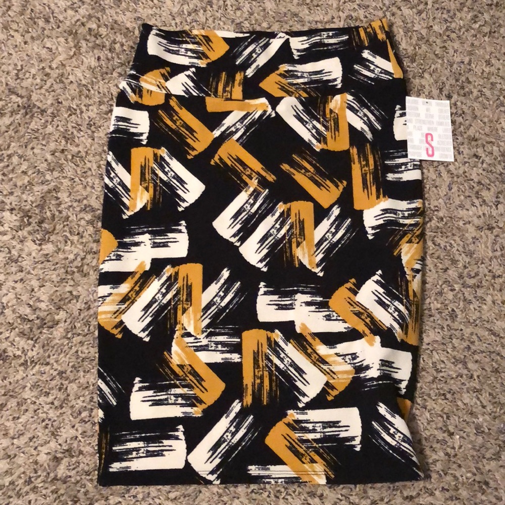 Lularoe cassie
